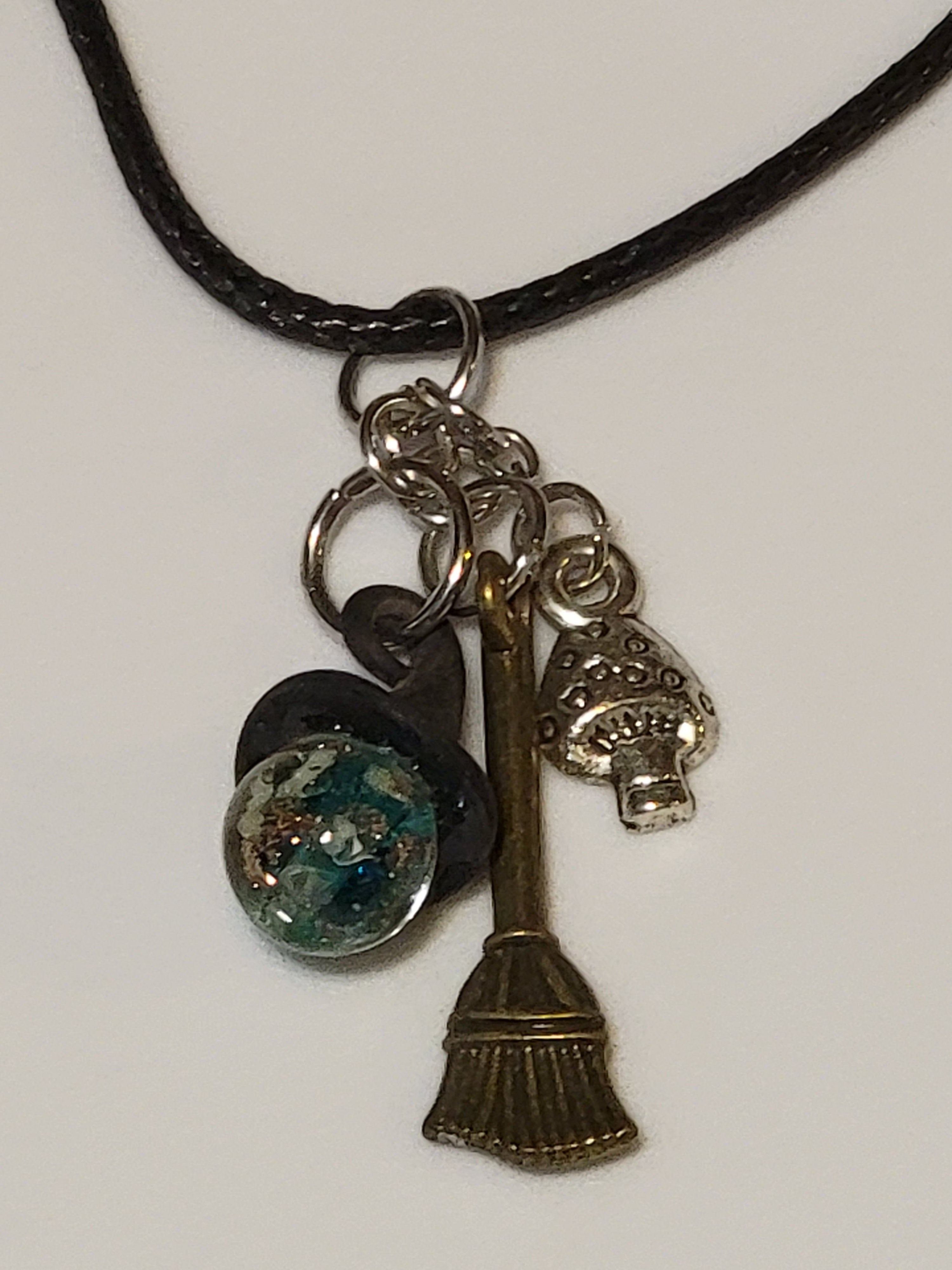 Witch Hat Necklaces - Glow In The Dark Glass