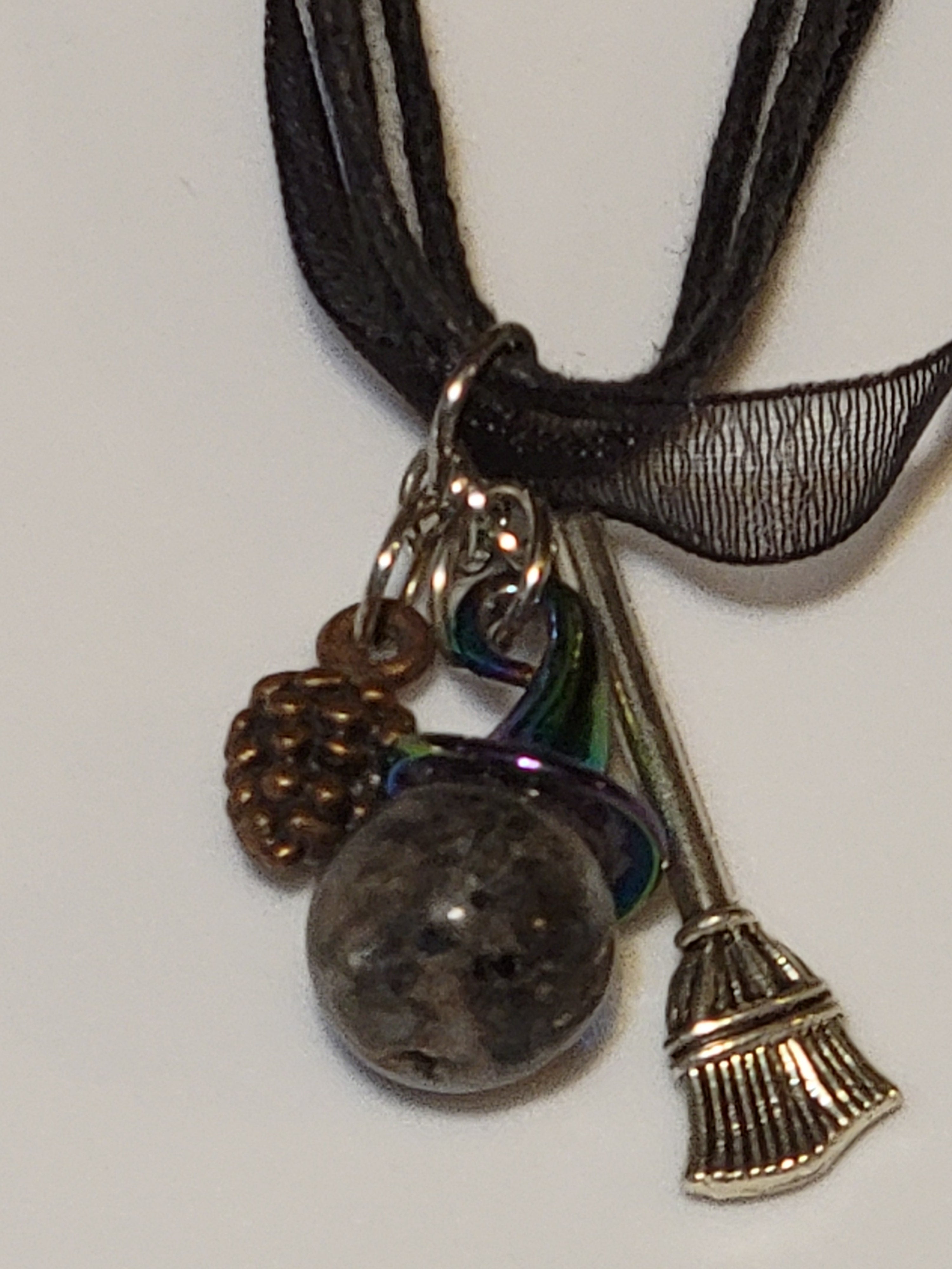 Witch Hat Necklace - Yooperlite