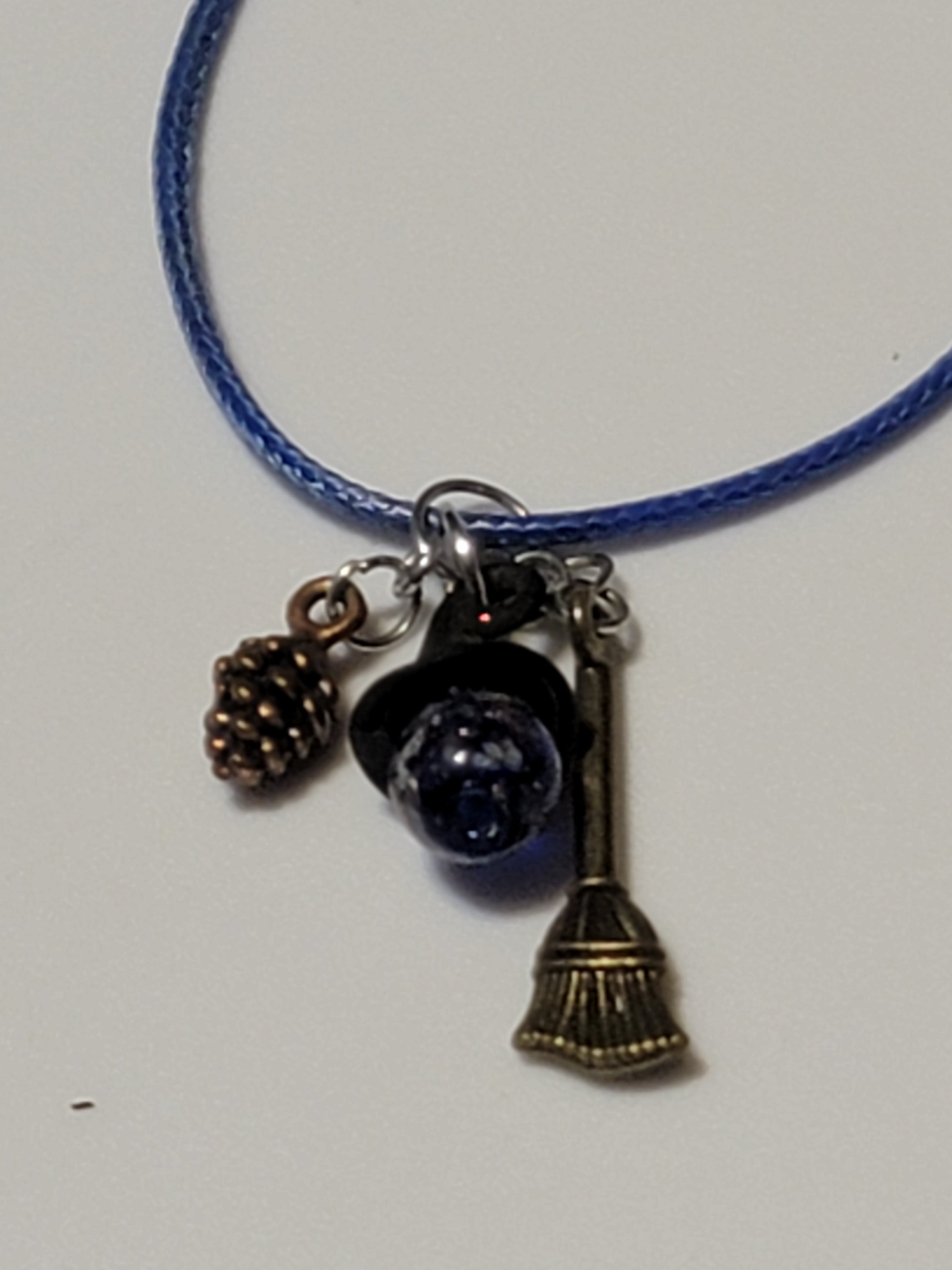 Witch Hat Necklaces - Glow In The Dark Glass