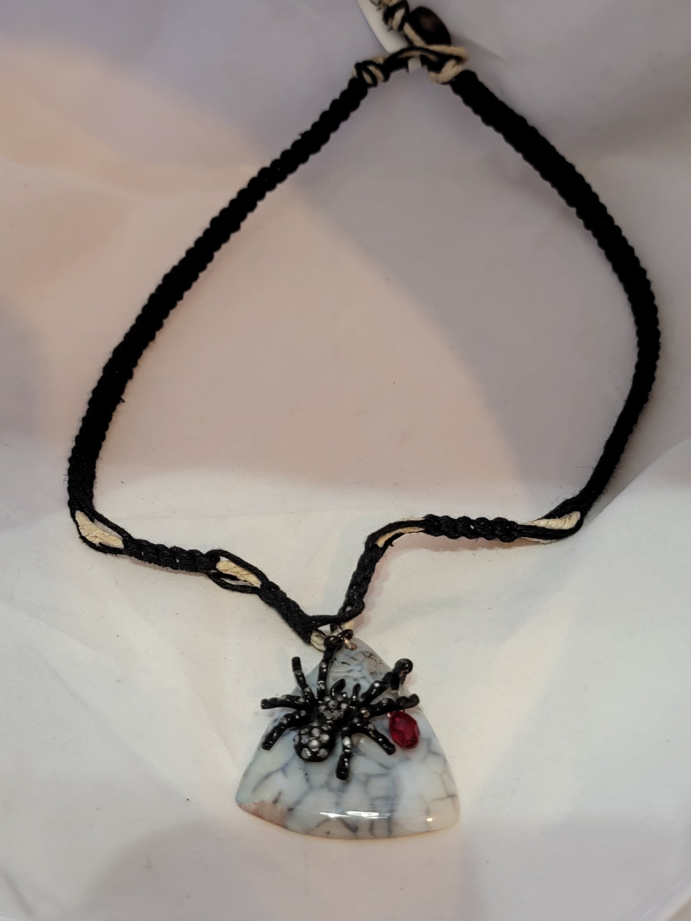 Crackle Agate with Black Jeweled Spider & Crystal Necklace