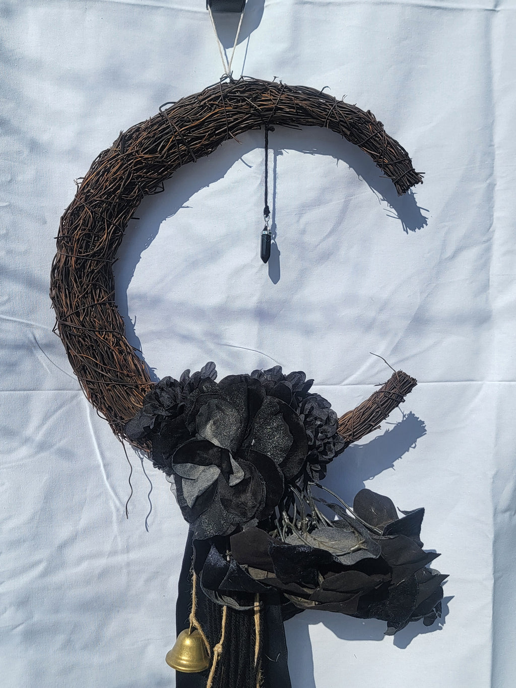 Witch Bells - Large Moon Grapevine