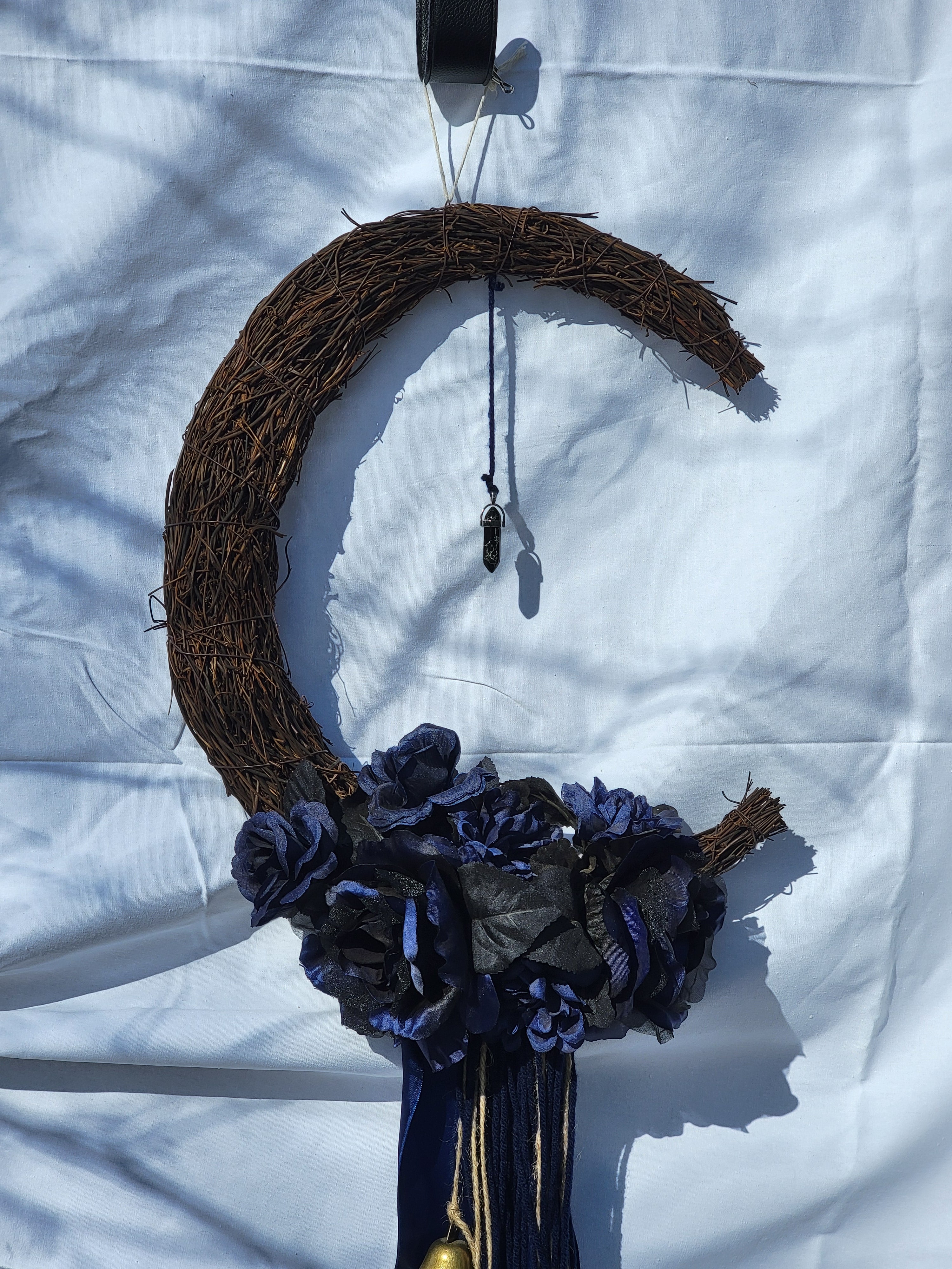 Witch Bells - Large Moon Grapevine