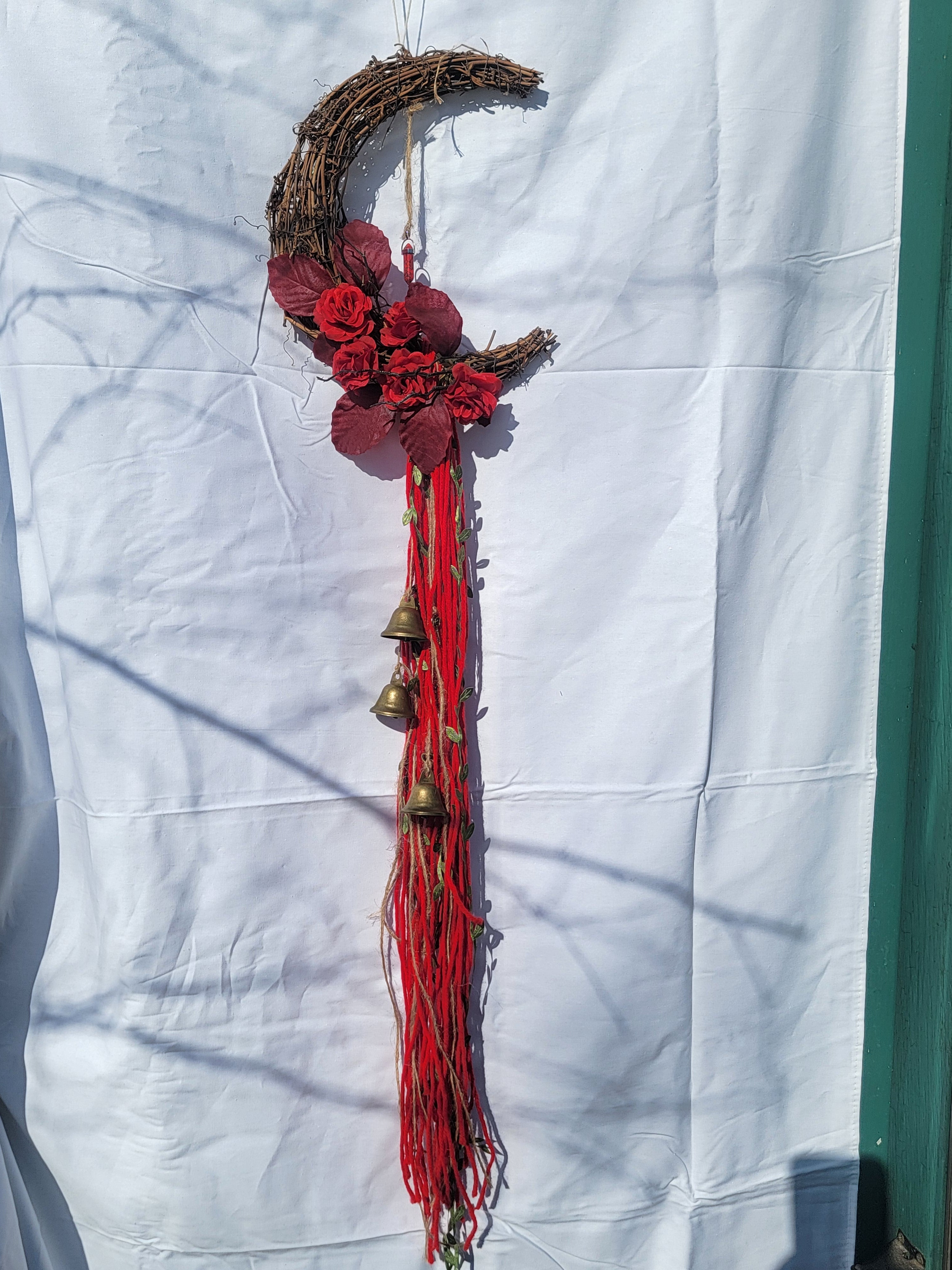Witch Bells - Medium Moon Grapevine